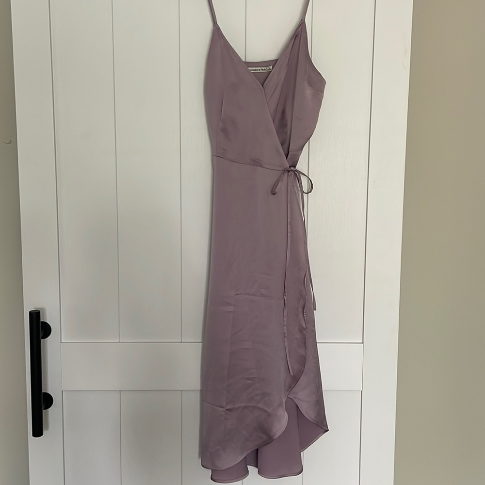 Abercrombie & Fitch Satin midi Dress